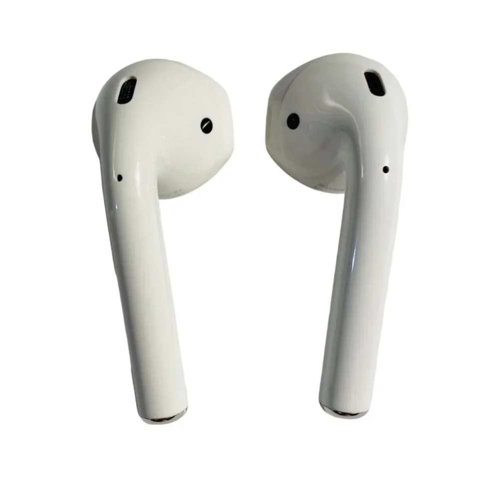 APPLE AIRPODS PRO w/ Wireless Charging Case in White w/ Box (Good Working Order)